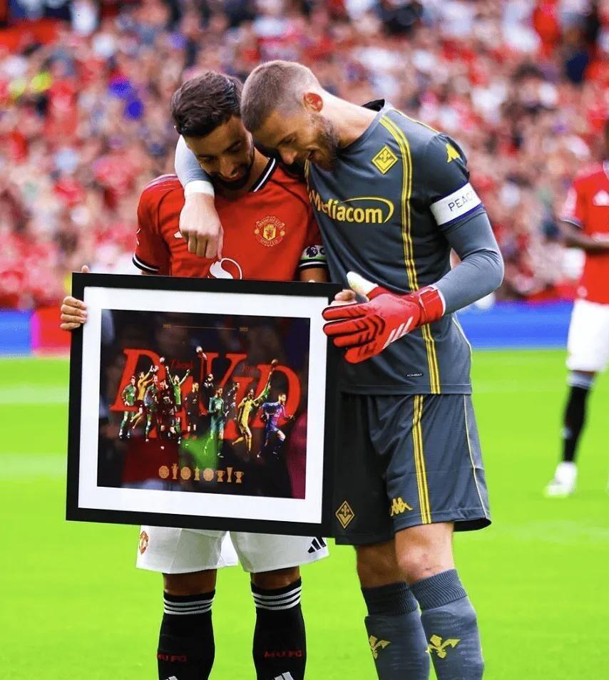 曼联门将多次救险，当选全场最佳球员，知道社区开发其中.的简单介绍