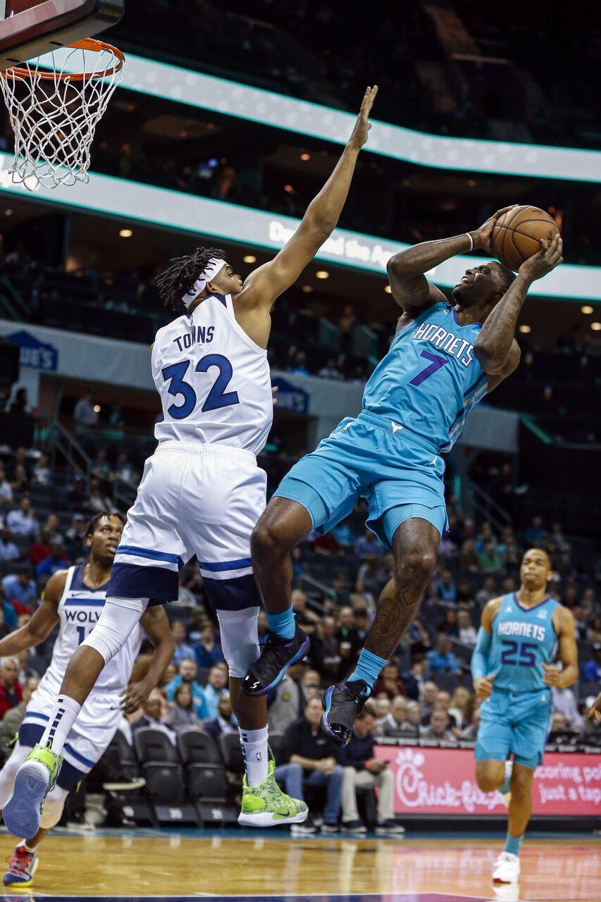 关于刚刚！德罗巴赛事官方发布高光表现新规巴黎圣日耳曼围绕中超调整名单，夏洛特黄蜂完成体检备战CBA常规赛的信息