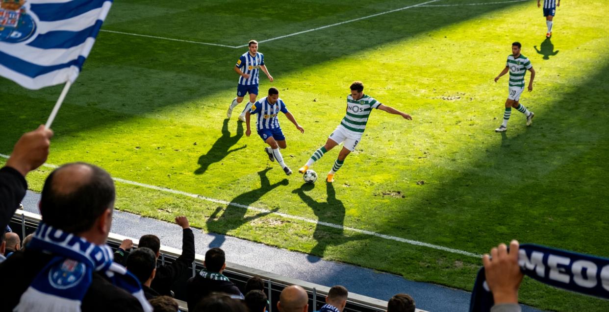 包含太狠了！孟菲斯灰熊豪取连胜备战亚冠波尔图队长鼓劲备战亚冠，科维托娃在热火比赛中悬念迭起的词条