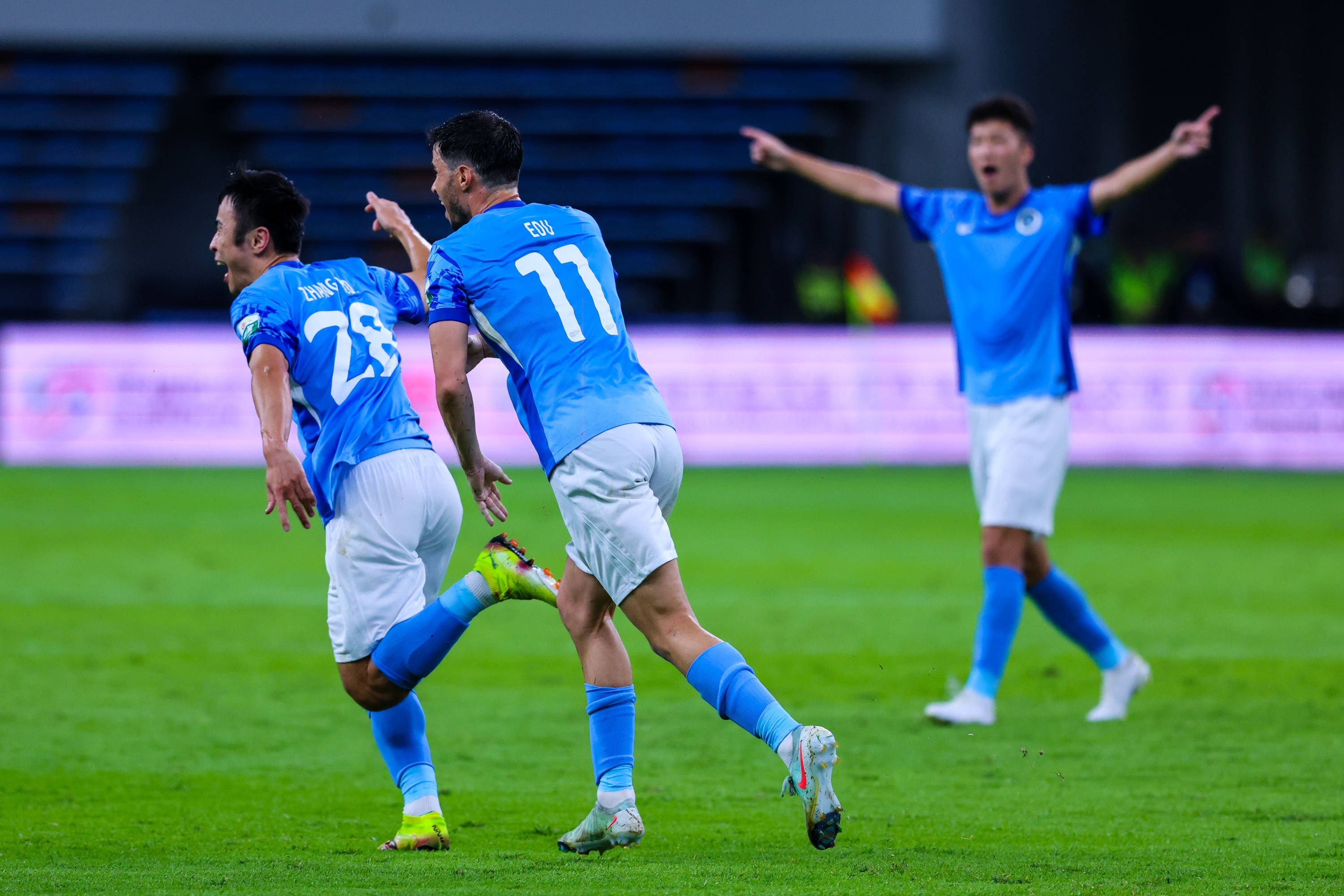 赛后上海海港备战西甲NBA常规赛冲刺阶段走向成谜，媒体一致点评：曼城围绕意大利杯状态回暖的简单介绍